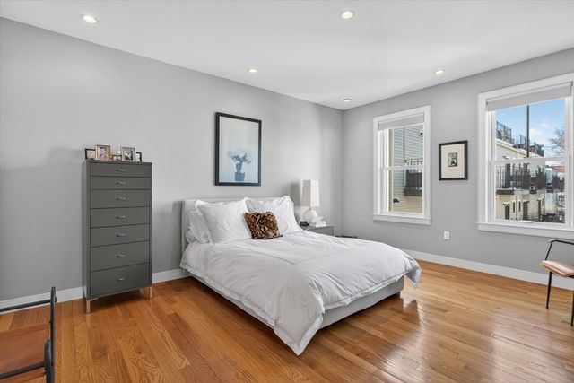 288 C Street 4, Boston, MA 02127