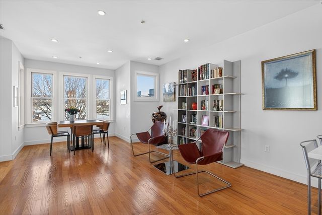 288 C Street 4, Boston, MA 02127