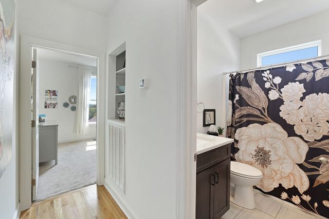 1711 Aster Dr, Columbia, TN 38401