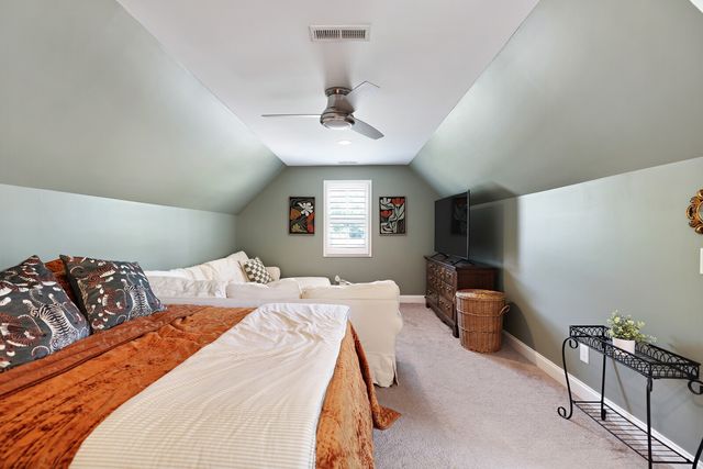 1711 Aster Dr, Columbia, TN 38401