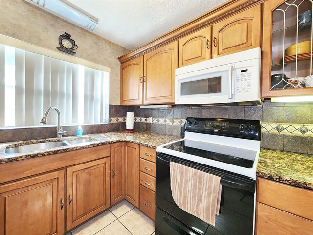 35204 PONDEROSA ROAD, Zephyrhills, FL 33541