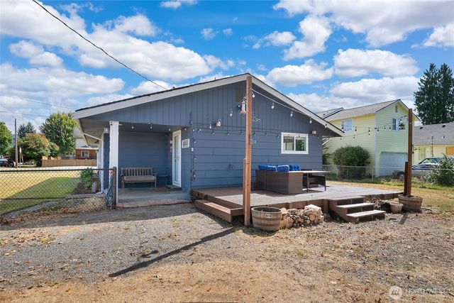 391 Dundass Avenue, Buckley, WA 98321