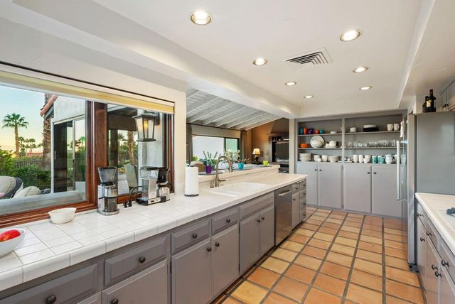 40320 Via Entrada, Rancho Mirage, CA 92270