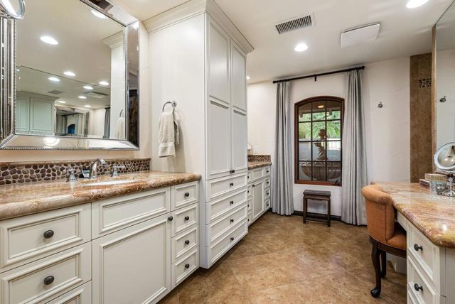 40320 Via Entrada, Rancho Mirage, CA 92270