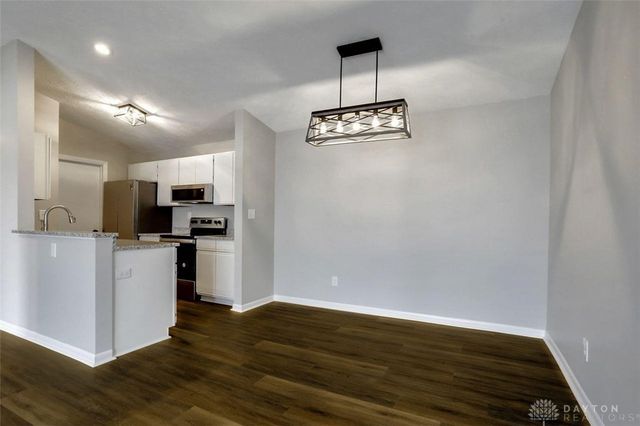 1511 Lake Pointe Way 6, Dayton, OH 45459