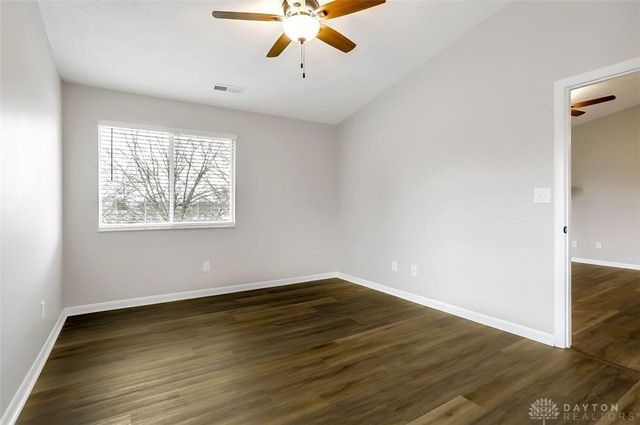 1511 Lake Pointe Way 6, Dayton, OH 45459