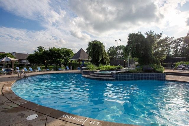 1511 Lake Pointe Way 6, Dayton, OH 45459