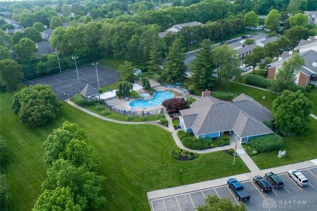 1511 Lake Pointe Way 6, Dayton, OH 45459