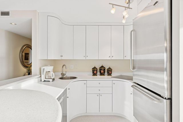 1920 S 1st Street 1904, Minneapolis, MN 55454