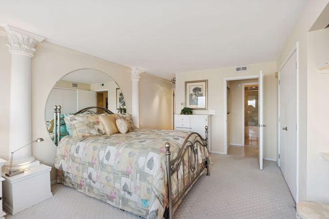 1920 S 1st Street 1904, Minneapolis, MN 55454