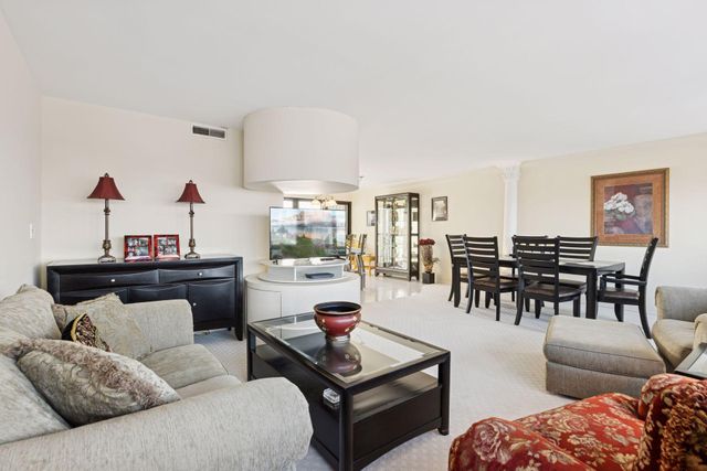 1920 S 1st Street 1904, Minneapolis, MN 55454