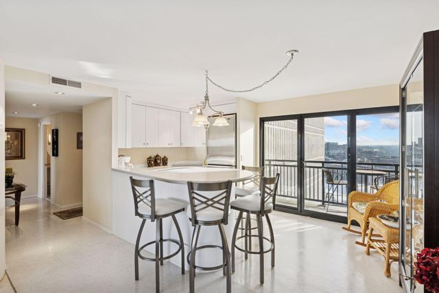 1920 S 1st Street 1904, Minneapolis, MN 55454