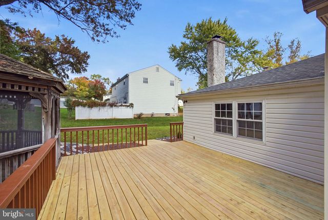 2241 BLACKHORSE DR, Warrington, PA 18976