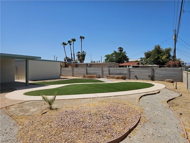 1074 King Richard Avenue, Las Vegas, NV 89119