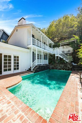 9828 Easton Drive, Beverly Hills, CA 90210