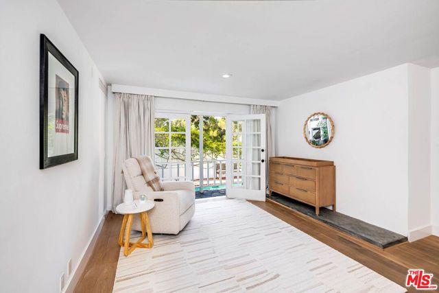 9828 Easton Drive, Beverly Hills, CA 90210