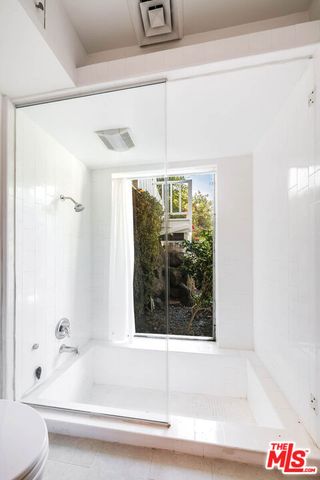 9828 Easton Drive, Beverly Hills, CA 90210
