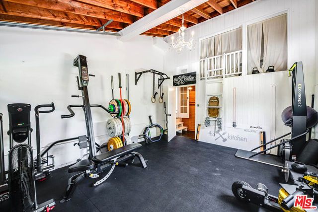 9828 Easton Drive, Beverly Hills, CA 90210