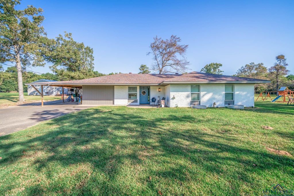 1057 Suburban Acres Rd, Marshall, TX 75672