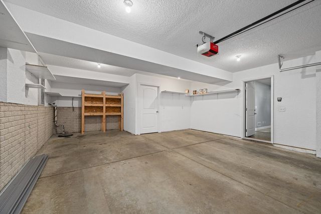 5118 N Division Street, Davenport, IA 52806
