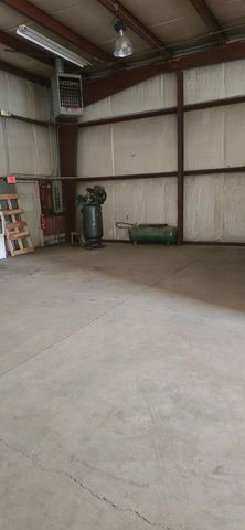 11475 Commercial Street 5, Richmond, IL 60071