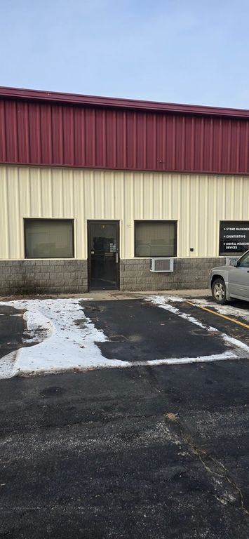 11475 Commercial Street 5, Richmond, IL 60071