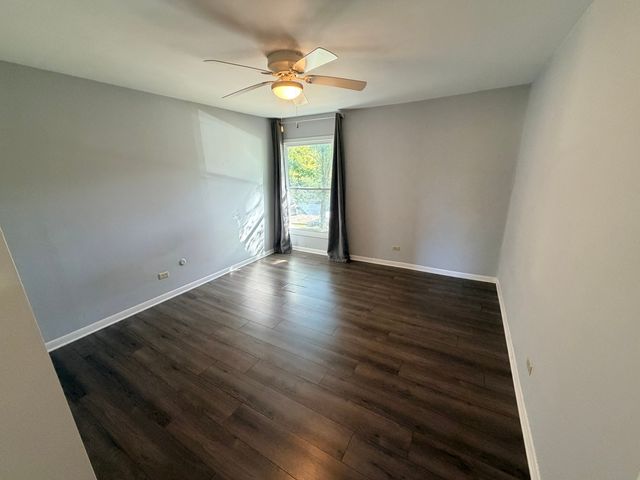 5527 E Lake Drive C, Lisle, IL 60532