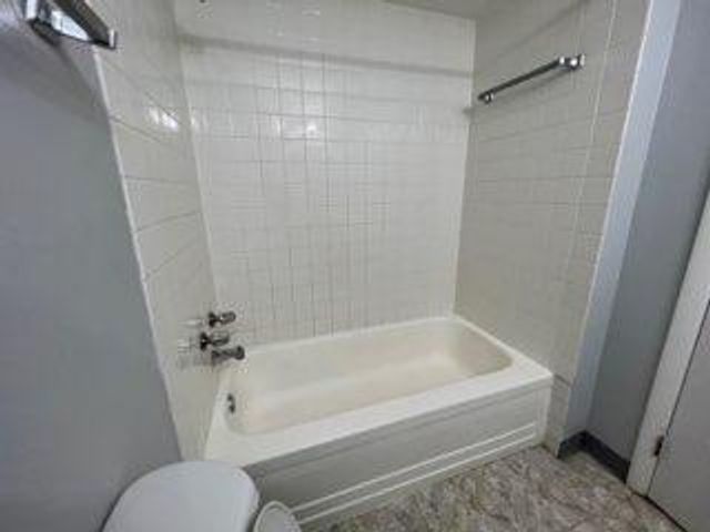 5527 E Lake Drive C, Lisle, IL 60532