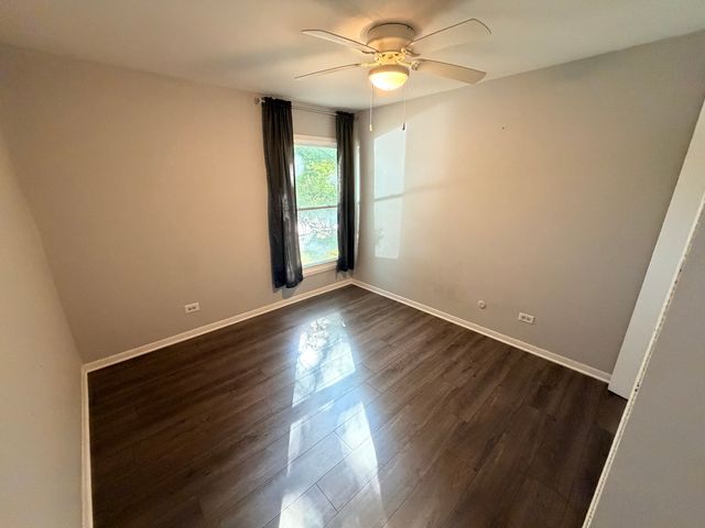 5527 E Lake Drive C, Lisle, IL 60532