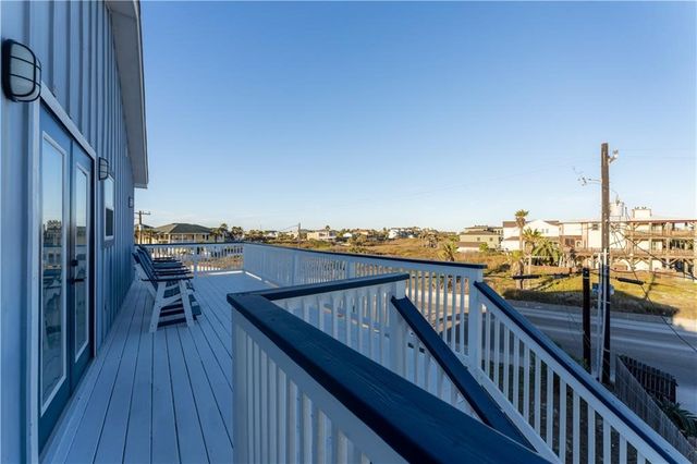 800 E Avenue G, Port Aransas, TX 78373