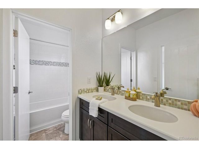 198 Starlight Cir, Erie, CO 80516