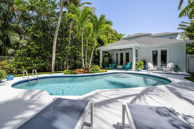 815 Cypress Road, Vero Beach, FL 32963