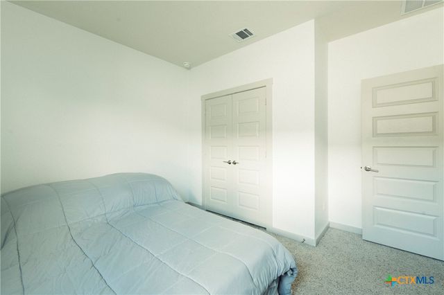 324 Millbrook Boulevard, San Marcos, TX 78666