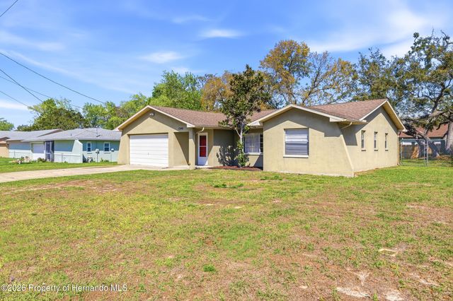 1340 Larkin Road, Spring Hill, FL 34608