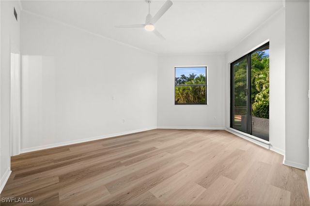 6075 Pelican Bay BLVD 104, Naples, FL 34108