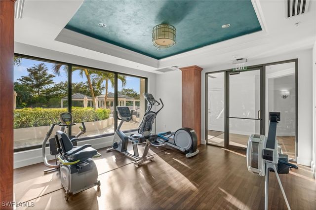 6075 Pelican Bay BLVD 104, Naples, FL 34108