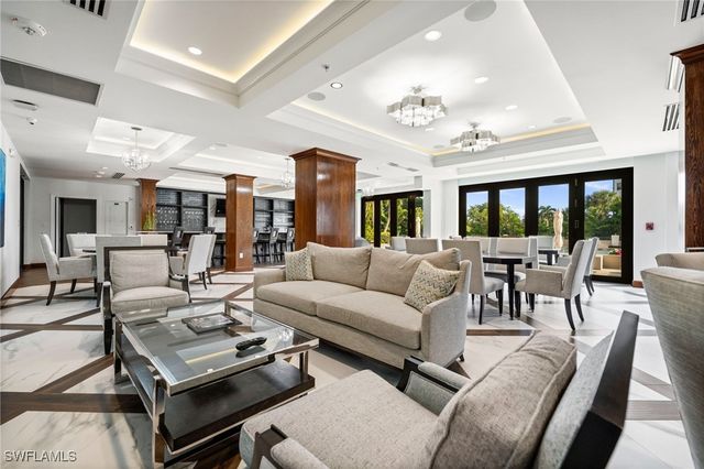 6075 Pelican Bay BLVD 104, Naples, FL 34108