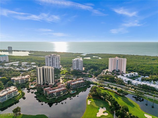 6075 Pelican Bay BLVD 104, Naples, FL 34108
