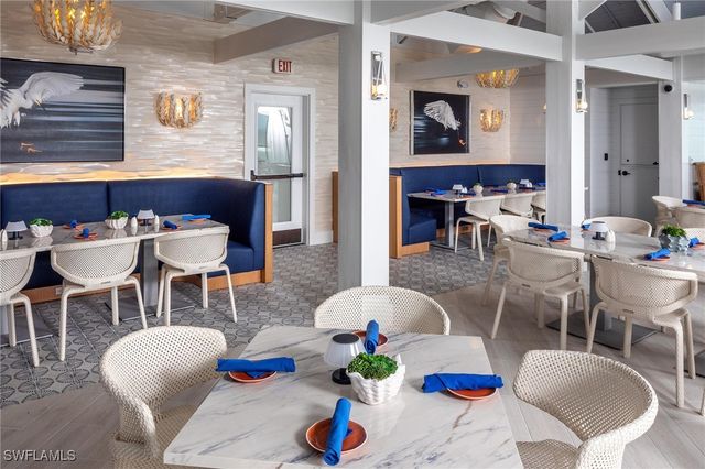 6075 Pelican Bay BLVD 104, Naples, FL 34108