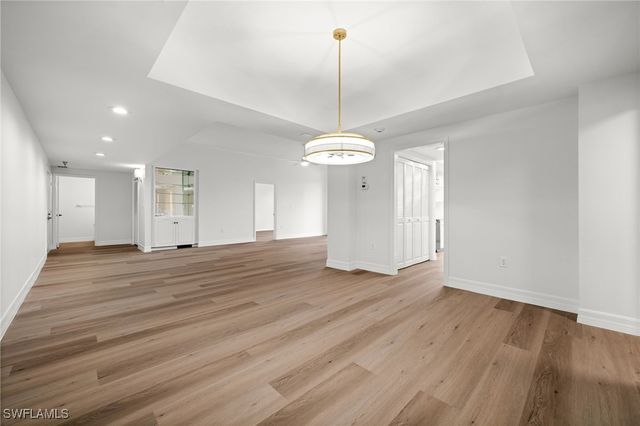 6075 Pelican Bay BLVD 104, Naples, FL 34108