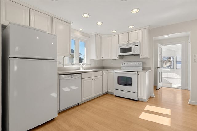 11 Pond Street 11, Watertown, MA 02472