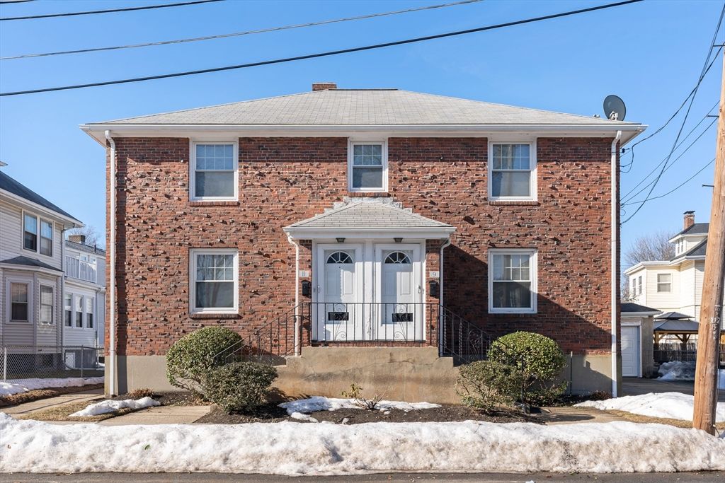11 Pond Street 11, Watertown, MA 02472