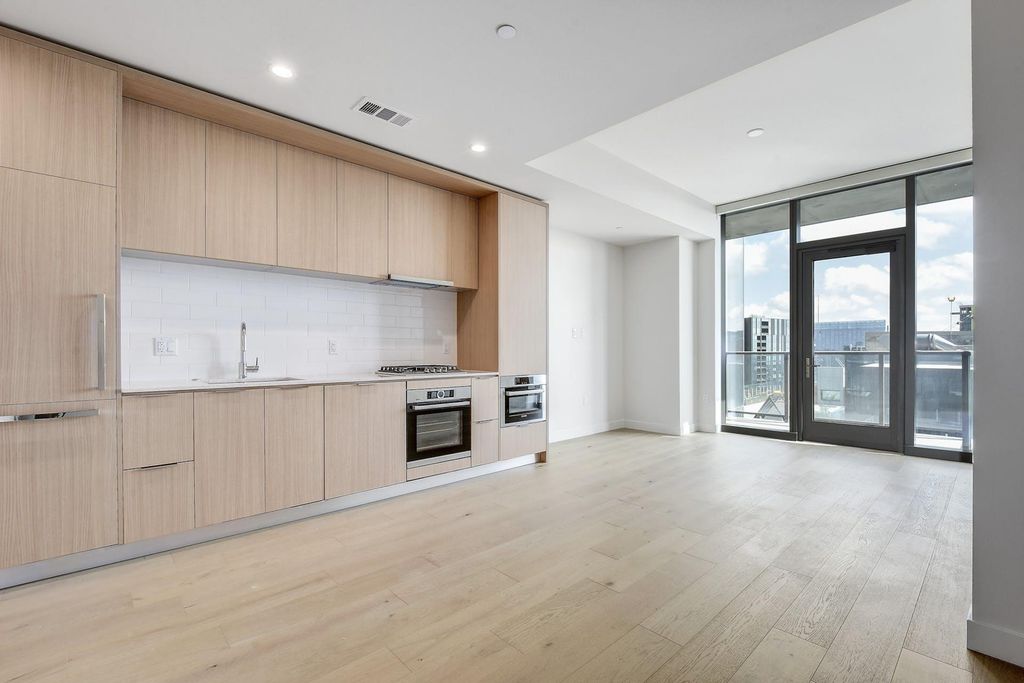 44 East Ave 3106, Austin, TX 78701