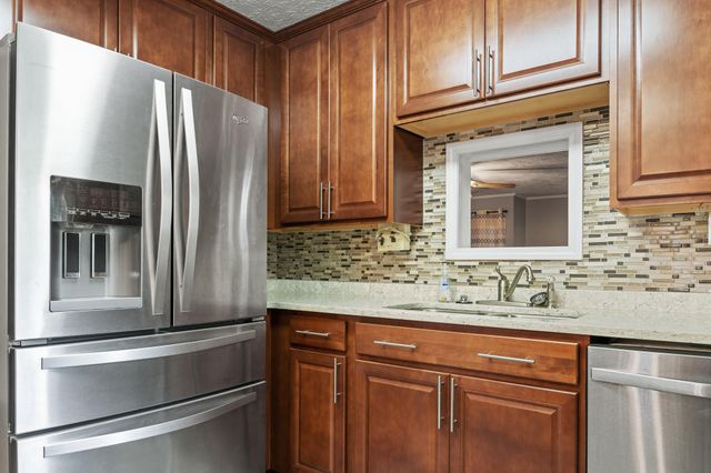 604 Winding Way Court, Frankfort, KY 40601