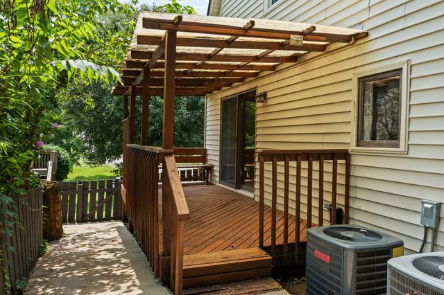 604 Winding Way Court, Frankfort, KY 40601