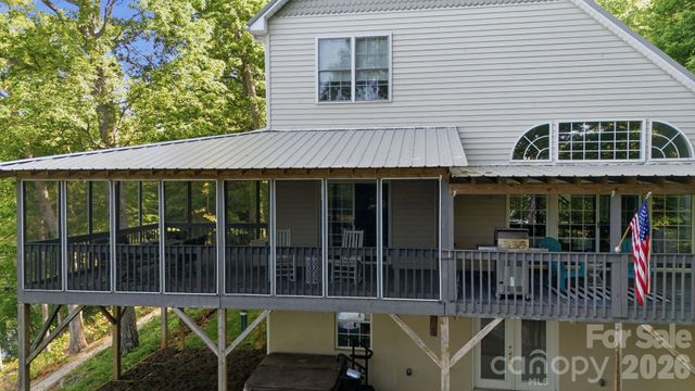 424 Mountain Harbor Drive, Lexington, NC 27292