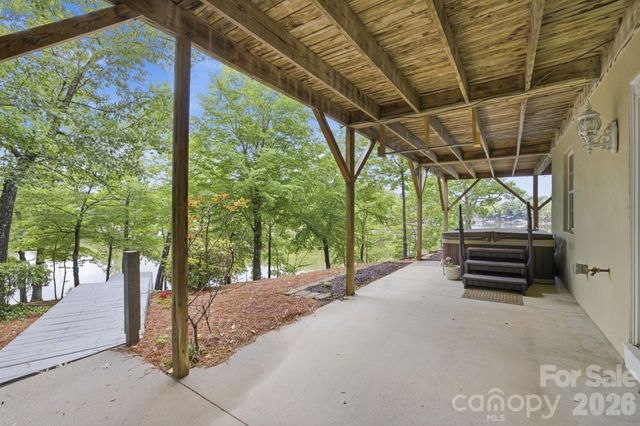 424 Mountain Harbor Drive, Lexington, NC 27292
