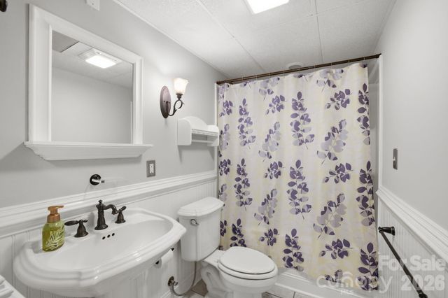 424 Mountain Harbor Drive, Lexington, NC 27292