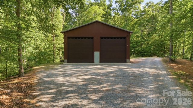 424 Mountain Harbor Drive, Lexington, NC 27292