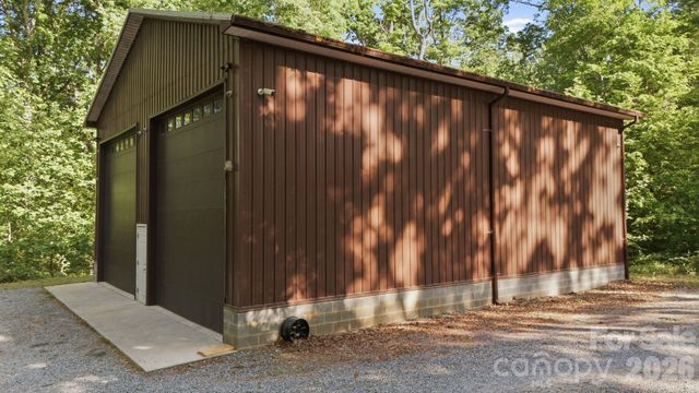 424 Mountain Harbor Drive, Lexington, NC 27292